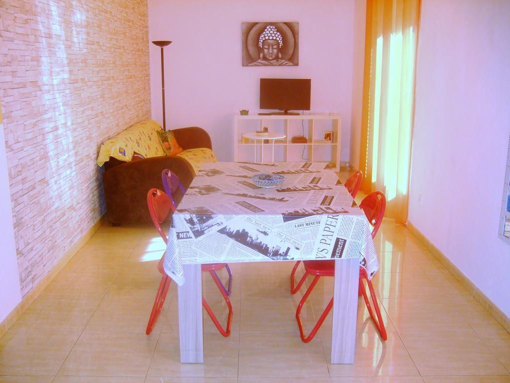 Besalut Apartment Luaran gambar