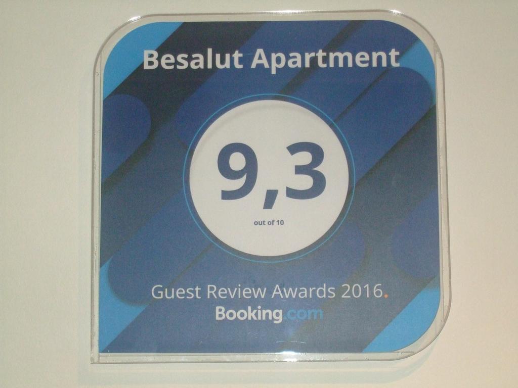 Besalut Apartment Luaran gambar